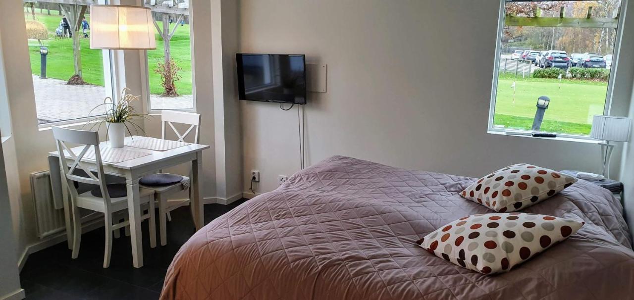 Soederasens Golf Lodge Risekatslosa Εξωτερικό φωτογραφία